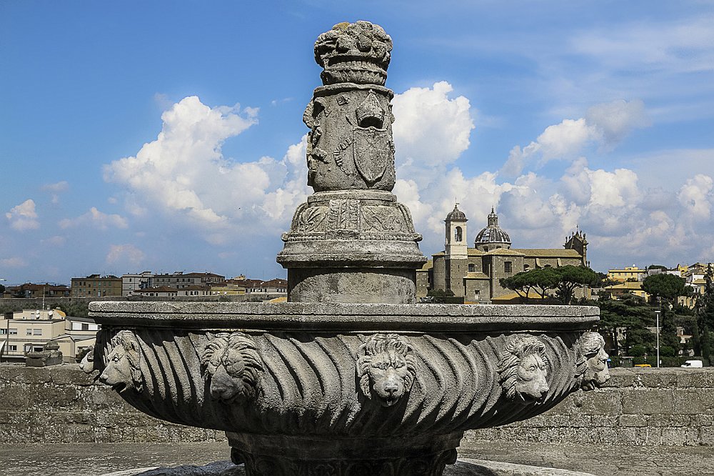 15 - VITERBO DALLA FONTANA DELLA LOGGETTA.jpg